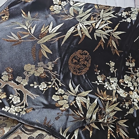 Frederick's of Hollywood Asian Inspired Satin/Lace Maxi Dress Size 8 - Picture 3 of 8